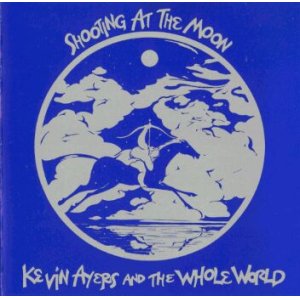 画像: KEVIN AYERS AND THE WHOLE WORLD/SHOOTING AT THE MOON 【LP】 UK BGO